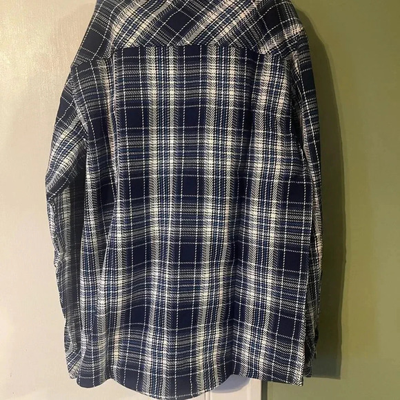 Pacific Trail, Long Sleeve Flannel Shirt Medium or X-Large - Picture 5 of 9